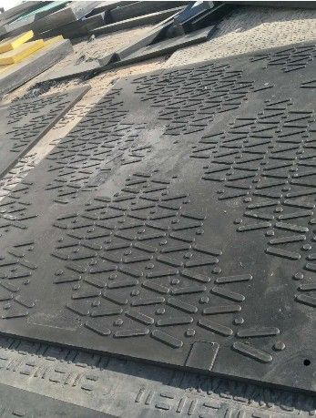 Heavy Duty Composite Ground Protection Mat for Temporary Access - China  Plastic Ground Road Mat, HDPE Temporary Road Mat