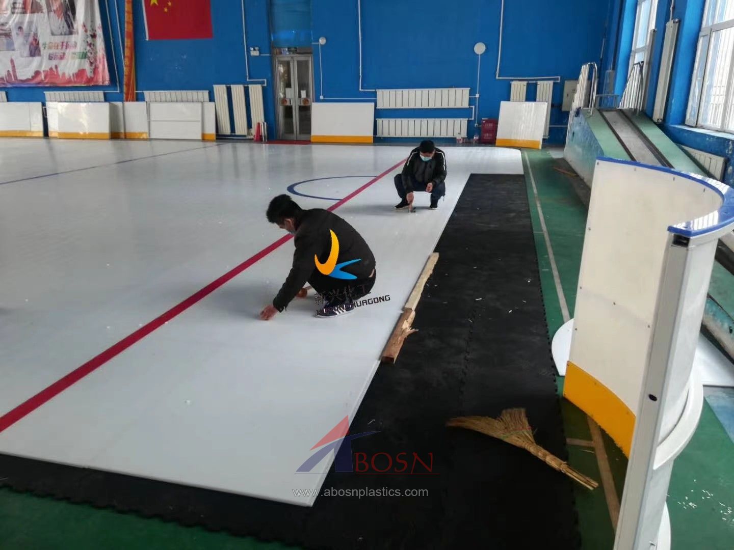 UHMWPE Synthetic Outdoor Flooring Curling sports ice rink boards supplier